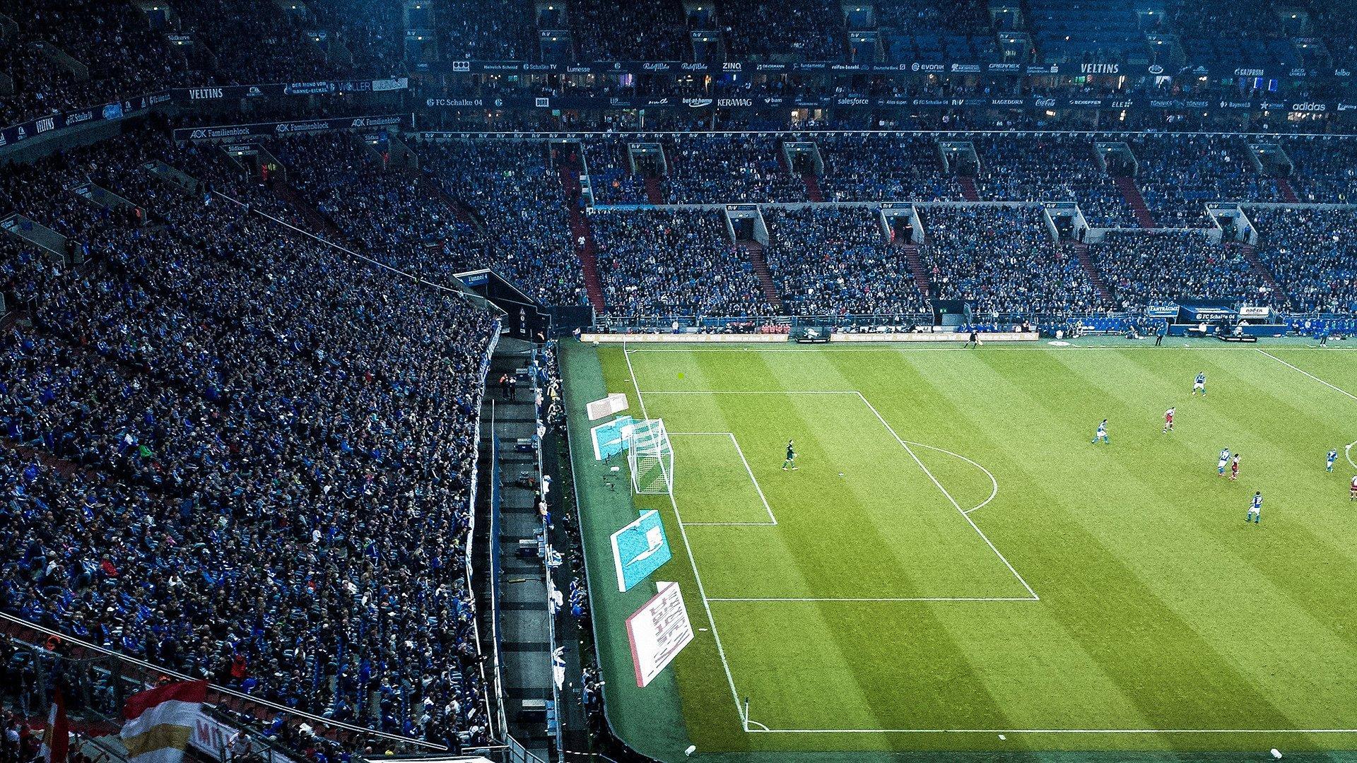 爱尔兰U19女足赛前出现意外插曲，现场误播英国国歌引发广泛关注